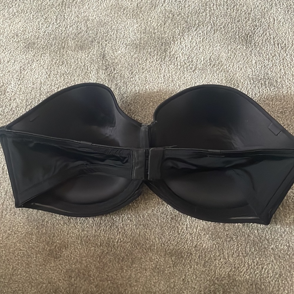 Strapless Bra - Picture 2 of 3